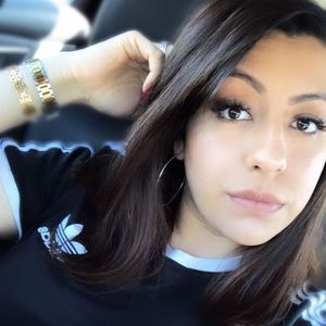 Meet your Posher, Andrea